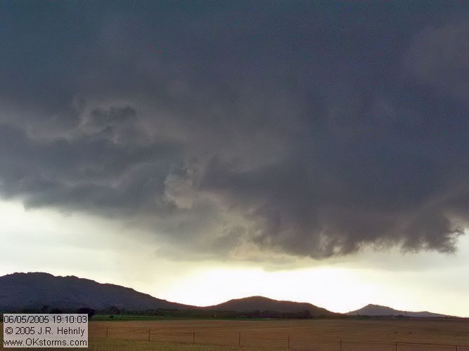 June 5, 2005 - Southwest Oklahoma, Snyder Tornado 20050605_191003_std.jpg