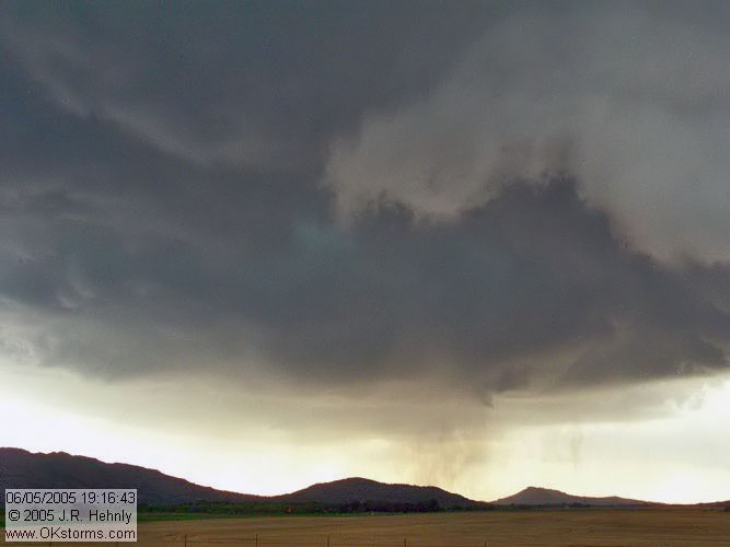 June 5, 2005 - Southwest Oklahoma, Snyder Tornado 20050605_191643_std.jpg