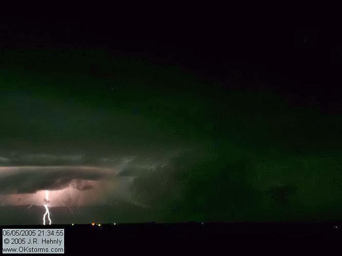 June 5, 2005 - Southwest Oklahoma, Snyder Tornado 20050605_213455_std.jpg