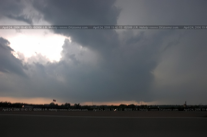 April 24, 2006 - North and Central Oklahoma, El Reno Tornado Kilpatrick Turnpike near Yukon - Storm still has a lowering, but never produces another tornado.
 - 20060424_194313.jpg