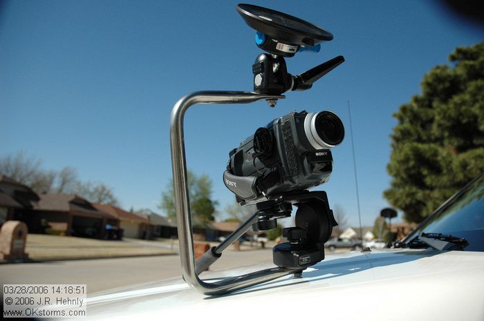 [#Beginning of Shooting Data Section]\nNikon D70s\nFocal Length: 18mm\nOptimize Image: \nColor Mode: Mode Ia (sRGB)\nLong Exposure NR: Off\n2006/03/28 14:18:51.1\nDigital Vari-Program: Night Portrait\nWhite Balance: Auto\nTone Comp.: Auto\nCompressed RAW (12-bit)\nMetering Mode: Multi-Pattern\nAF Mode: AF-S\nHue Adjustment: 0�\nImage Size: Large (3008 x 2000)\n1/5000 sec - F/3.5\nFlash Sync Mode: Not Attached\nSaturation: Normal\nExposure Comp.: 0 EV\nSharpening: Auto\nLens: 18-70mm F/3.5-4.5 G\nSensitivity: ISO 400\nAuto Flash Comp: 0 EV\nImage Comment:                                     \n[#End of Shooting Data Section]