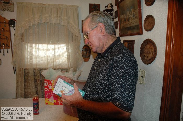 [#Beginning of Shooting Data Section]\nNikon D70s\nFocal Length: 18mm\nOptimize Image: \nColor Mode: Mode Ia (sRGB)\nLong Exposure NR: Off\n2006/03/26 15:15:33.2\nDigital Vari-Program: Auto\nWhite Balance: Auto\nTone Comp.: Auto\nCompressed RAW (12-bit)\nMetering Mode: Multi-Pattern\nAF Mode: AF-S\nHue Adjustment: 0�\nImage Size: Large (3008 x 2000)\n1/60 sec - F/3.5\nFlash Sync Mode: Front Curtain\nSaturation: Normal\nExposure Comp.: 0 EV\nAuto Flash Mode: Built-in TTL\nSharpening: Auto\nLens: 18-70mm F/3.5-4.5 G\nSensitivity: ISO 400\nAuto Flash Comp: 0 EV\nImage Comment:                                     \n[#End of Shooting Data Section]