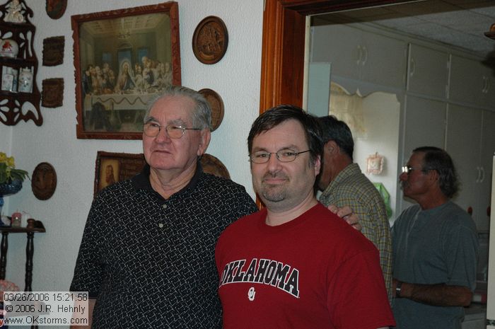 [#Beginning of Shooting Data Section]\nNikon D70s\nFocal Length: 46mm\nOptimize Image: \nColor Mode: Mode Ia (sRGB)\nLong Exposure NR: Off\n2006/03/26 15:21:58\nDigital Vari-Program: Auto\nWhite Balance: Auto\nTone Comp.: Auto\nCompressed RAW (12-bit)\nMetering Mode: Multi-Pattern\nAF Mode: AF-S\nHue Adjustment: 0�\nImage Size: Large (3008 x 2000)\n1/60 sec - F/4.5\nFlash Sync Mode: Front Curtain\nSaturation: Normal\nExposure Comp.: 0 EV\nAuto Flash Mode: Built-in TTL\nSharpening: Auto\nLens: 18-70mm F/3.5-4.5 G\nSensitivity: ISO 400\nAuto Flash Comp: 0 EV\nImage Comment:                                     \n[#End of Shooting Data Section]