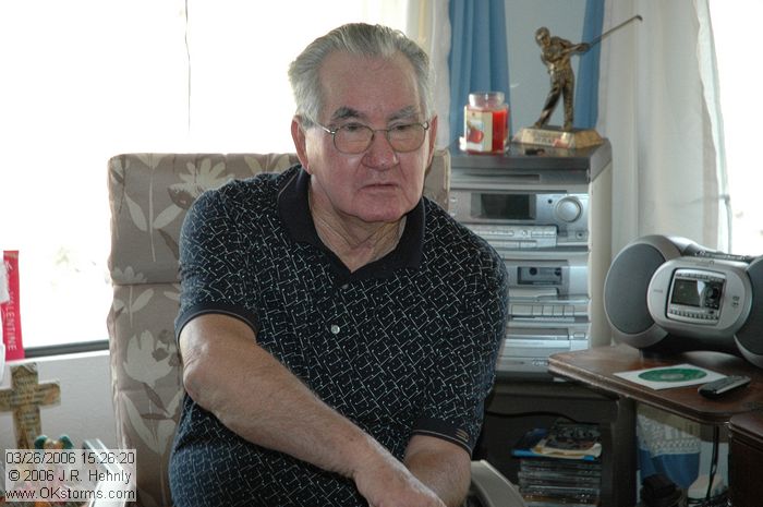 [#Beginning of Shooting Data Section]\nNikon D70s\nFocal Length: 70mm\nOptimize Image: \nColor Mode: Mode Ia (sRGB)\nLong Exposure NR: Off\n2006/03/26 15:26:20\nDigital Vari-Program: Auto\nWhite Balance: Auto\nTone Comp.: Auto\nCompressed RAW (12-bit)\nMetering Mode: Multi-Pattern\nAF Mode: AF-S\nHue Adjustment: 0�\nImage Size: Large (3008 x 2000)\n1/60 sec - F/4.5\nFlash Sync Mode: Front Curtain\nSaturation: Normal\nExposure Comp.: 0 EV\nAuto Flash Mode: Built-in TTL\nSharpening: Auto\nLens: 18-70mm F/3.5-4.5 G\nSensitivity: ISO 400\nAuto Flash Comp: 0 EV\nImage Comment:                                     \n[#End of Shooting Data Section]