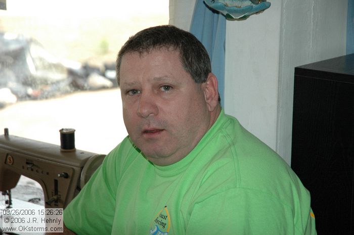 [#Beginning of Shooting Data Section]\nNikon D70s\nFocal Length: 70mm\nOptimize Image: \nColor Mode: Mode Ia (sRGB)\nLong Exposure NR: Off\n2006/03/26 15:26:26.9\nDigital Vari-Program: Auto\nWhite Balance: Auto\nTone Comp.: Auto\nCompressed RAW (12-bit)\nMetering Mode: Multi-Pattern\nAF Mode: AF-S\nHue Adjustment: 0�\nImage Size: Large (3008 x 2000)\n1/160 sec - F/4.5\nFlash Sync Mode: Front Curtain\nSaturation: Normal\nExposure Comp.: 0 EV\nAuto Flash Mode: Built-in TTL\nSharpening: Auto\nLens: 18-70mm F/3.5-4.5 G\nSensitivity: ISO 400\nAuto Flash Comp: 0 EV\nImage Comment:                                     \n[#End of Shooting Data Section]