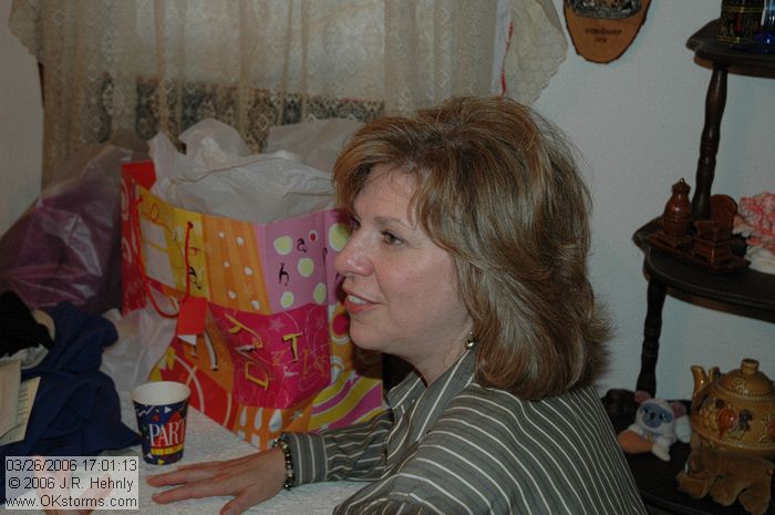 [#Beginning of Shooting Data Section]\nNikon D70s\nFocal Length: 34mm\nOptimize Image: \nColor Mode: Mode Ia (sRGB)\nLong Exposure NR: Off\n2006/03/26 17:01:13\nDigital Vari-Program: Auto\nWhite Balance: Auto\nTone Comp.: Auto\nCompressed RAW (12-bit)\nMetering Mode: Multi-Pattern\nAF Mode: AF-S\nHue Adjustment: 0�\nImage Size: Large (3008 x 2000)\n1/60 sec - F/4.2\nFlash Sync Mode: Front Curtain\nSaturation: Normal\nExposure Comp.: 0 EV\nAuto Flash Mode: Built-in TTL\nSharpening: Auto\nLens: 18-70mm F/3.5-4.5 G\nSensitivity: ISO 400\nAuto Flash Comp: 0 EV\nImage Comment:                                     \n[#End of Shooting Data Section]