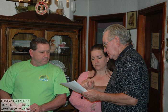 [#Beginning of Shooting Data Section]\nNikon D70s\nFocal Length: 50mm\nOptimize Image: \nColor Mode: Mode Ia (sRGB)\nLong Exposure NR: Off\n2006/03/26 17:03:11.8\nDigital Vari-Program: Auto\nWhite Balance: Auto\nTone Comp.: Auto\nCompressed RAW (12-bit)\nMetering Mode: Multi-Pattern\nAF Mode: AF-S\nHue Adjustment: 0�\nImage Size: Large (3008 x 2000)\n1/60 sec - F/4.5\nFlash Sync Mode: Front Curtain\nSaturation: Normal\nExposure Comp.: 0 EV\nAuto Flash Mode: Built-in TTL\nSharpening: Auto\nLens: 18-70mm F/3.5-4.5 G\nSensitivity: ISO 400\nAuto Flash Comp: 0 EV\nImage Comment:                                     \n[#End of Shooting Data Section]