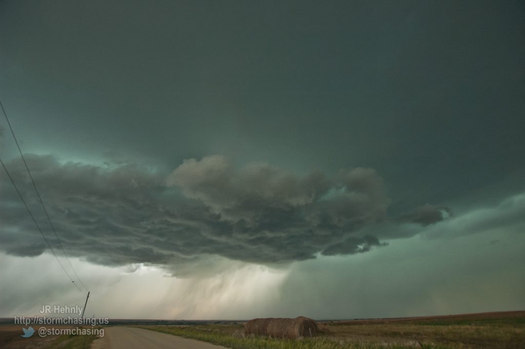 Ragged storm base to my southwest and west - 5/27/2012 7:32:09 PM - Kensington, Kansas - USA - 