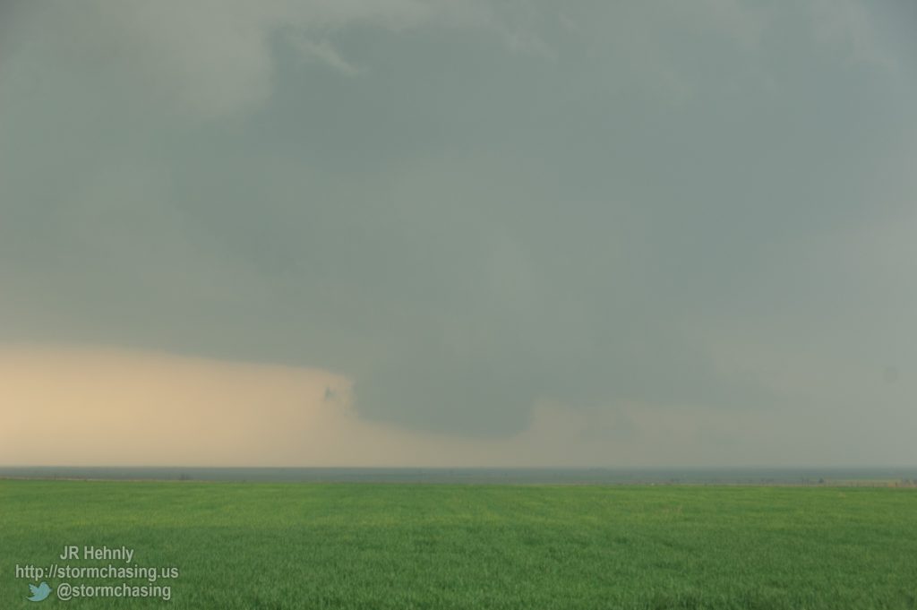 Wall cloud, looking north from east of Frederick - 4/17/2013 4:17:21 PM - Frederick, Oklahoma - USA - 