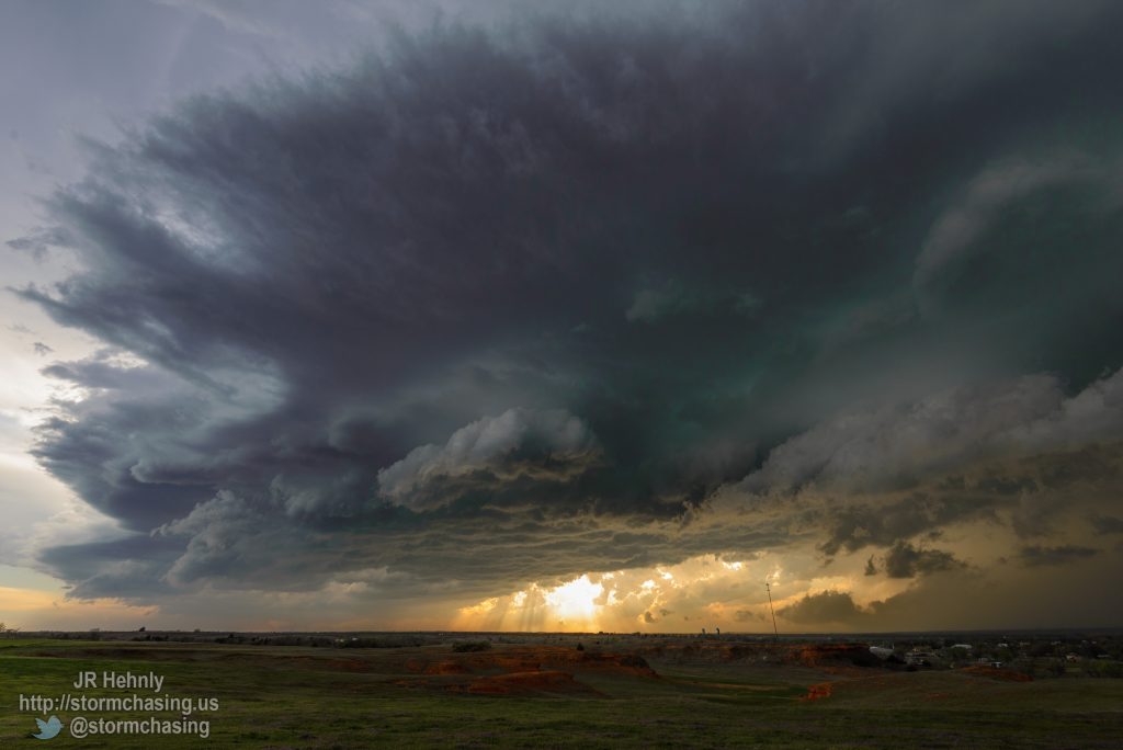I find a nice hill and watch the storm from just southeast of Verden, OK as the storm approaches Anadarko. - 3/25/2015 6:33:21 PM - County Street 2760 - Verden, Oklahoma - 
