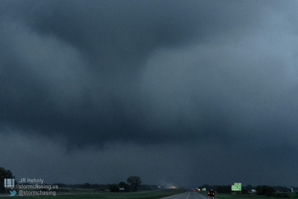 As I approach I see debris being lofted into the air as the tornado crosses I-40 a few hundred yards in front of me. - 4/16/2015 8:09:19 PM - Interstate 40 - Erick, Oklahoma - 
