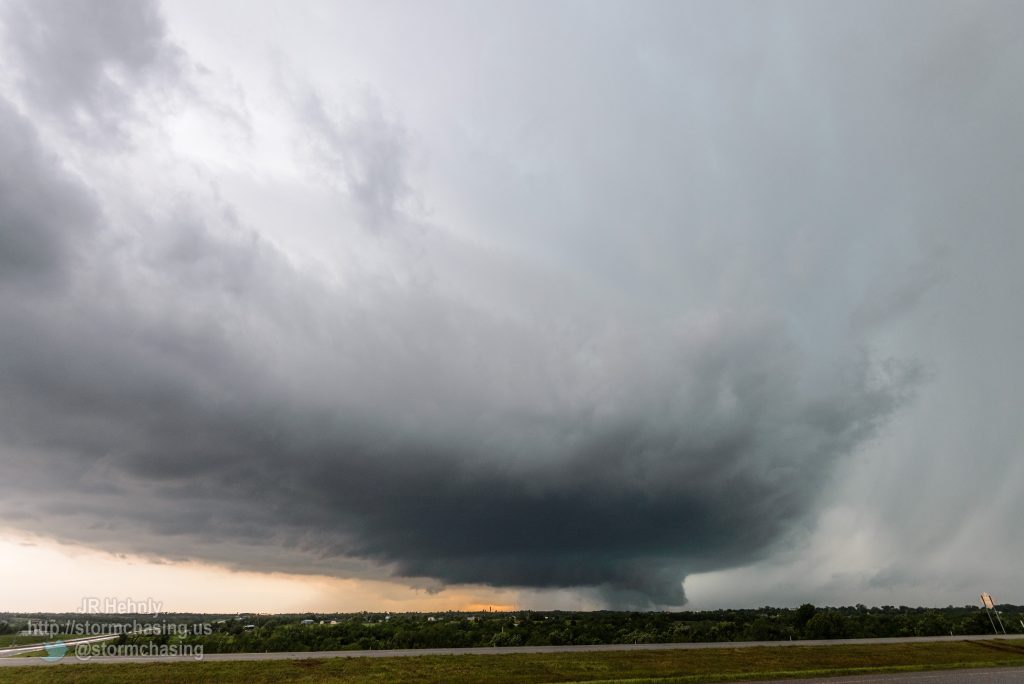 Supercell southwest of Highway 9 at I-44 - 5/6/2015 7:30:50 PM - H. E. Bailey Turnpike Norman Spur - Blanchard, Oklahoma - 